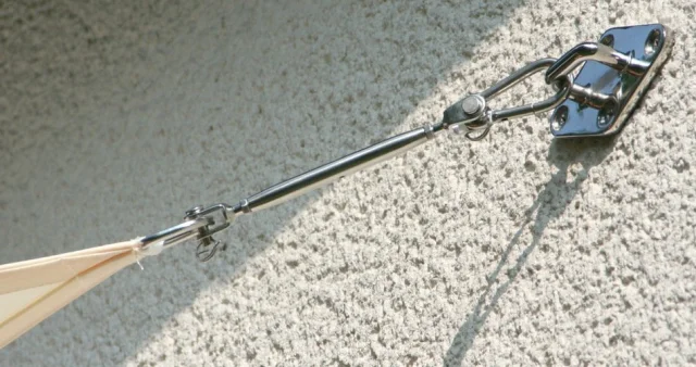 Montage Sonnensegel konkav mit Wantenspanner