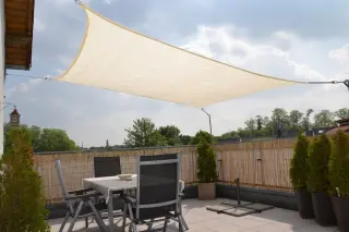 Vierecksegel konkav 4 x 5 m - offenes u. robustes Schattierungsgewebe aus HDPE - Farbe weizen - Wasser durchlässig