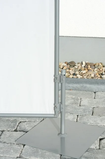 Quadratische Fußplatte optional zur Stabilisierung des Türanschlages