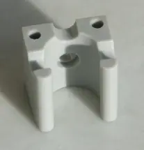 2x Wand-Clip für optimale Standfestigkeit an der Wand, mit Pflanzgefäß oder Balkonbrüstung