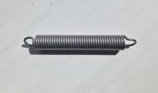 Zugfeder (Größe 1 ) besonders kurz 