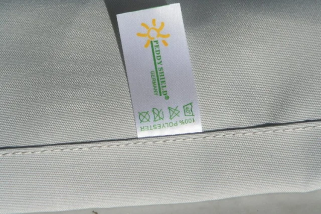 Balkonumrandung  B65 x L500 cm - Farbe uni hell silbergrau - Sichtschutz für Balkon und Windschutz Terrasse