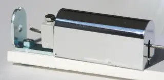 Teilgeöffneter Seislpanner Universal Chrom