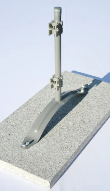 Combi-Ständer Paravent - aufschraubbar auf Granitplatte für einen stabilen Windschutz Terrasse