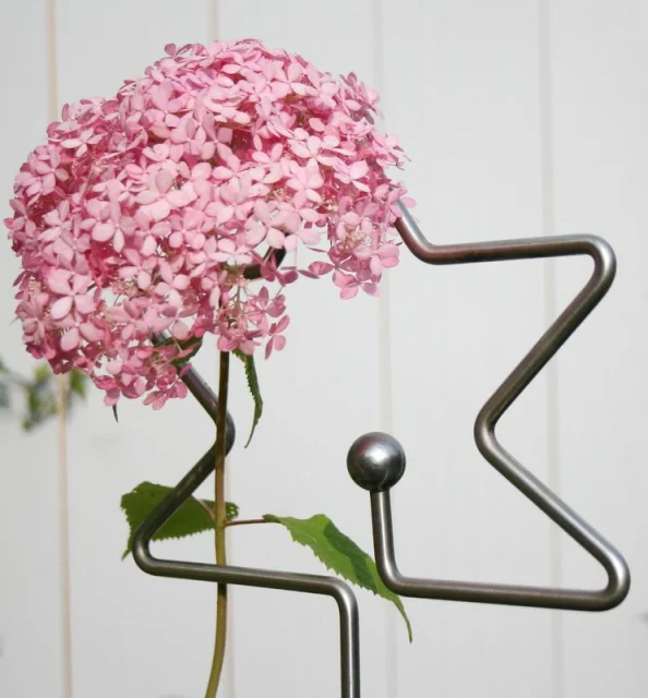 Zierstab Stern mit großer Kugel und angehängtem Meisenknödel