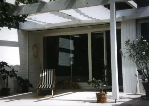 Sonnensegel 330 x 140 cm Fertigmaß - Farbe silbergrau - mit 26x Speziallaufhaken