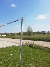 Edelstahlmast mit Zugfeder und Karabinerhaken