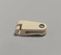 Laufhaken für alle Sonnensegel in Seilspanntechnik - 20 Stück - elfenbein - mit kleinen Edelstahlschrauben zum Anklemmen an das Faltsonnensegel