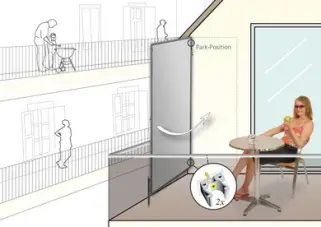 Sichtschutz Paravent auf dem Balkon