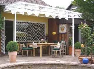 Sonnenschutz Terrassenüberdachung Innenbeschattung
