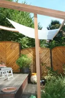 Schrägpergola für Seilspann-Sonnensegel
