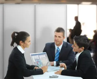 Paravent -Raumteiler und Umkleidekabine für viele Anwendungen