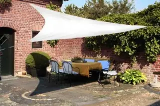 Dreiecksonnensegel für die Terrasse