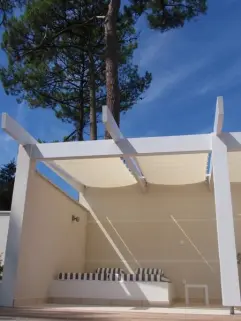 Schwimmbad Sonnenschutz & Sichtschutz