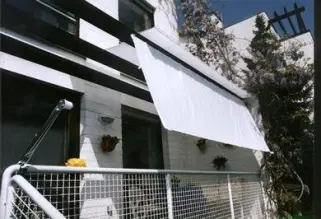 Montagebeispiel Balkon mit Handlauf zu einer Treppe