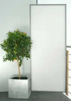 Aternativ zur Wandbefestigung, am Balkongeländer mit Brett u. 2x Wand-Clip