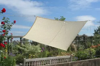 Sonnensegelmontage schräg 