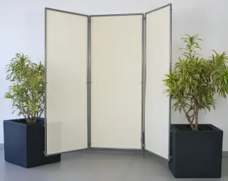 Standsicherheit mit 2x Pflanzgefäß für Sichtschutzwand - Farbe hell elfenbein