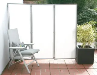 Pflanzkübel mit 2x Wand-Clip stabilisiert den Sichtschutz Paravent  windstabil