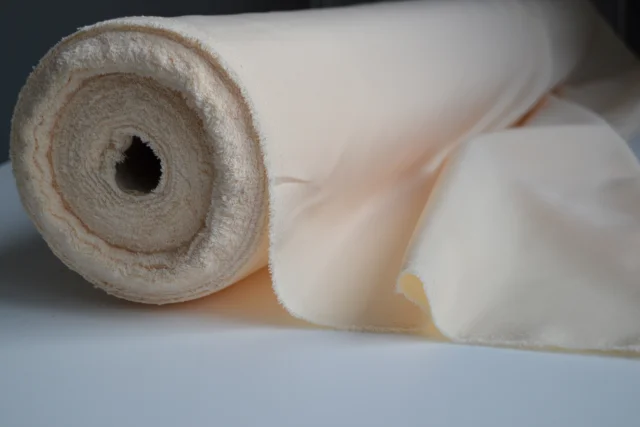 Polyesterstoff - 140 g/m² - Ballenbreite 146 cm - elfenbein- zum Selbernähen für Sonnensegel