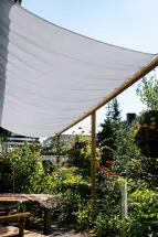 Sonnensegel 420 x 140 cm, grau mit 34 Spezial-Laufhaken